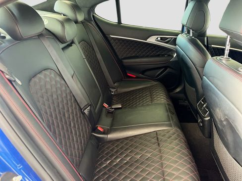 Used 2021 Genesis G70 3.3T RWD image 29