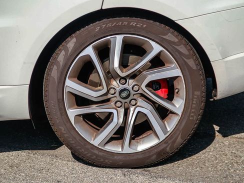 Used 2019 Land Rover Range Rover Sport HSE Dynamic image 8