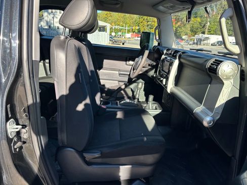 Used 2008 Toyota FJ Cruiser 4WD image 15