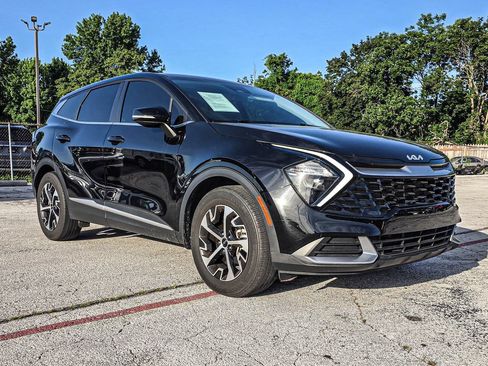 Used 2023 Kia Sportage EX FWD image 1