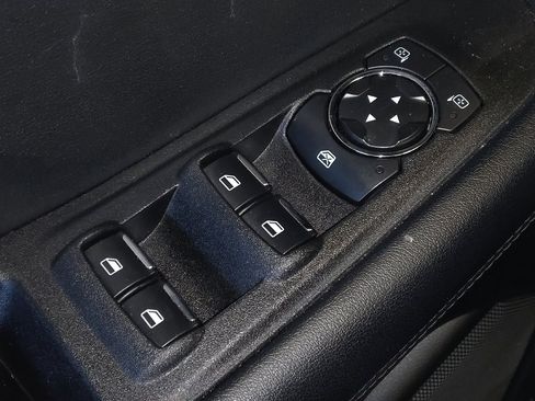 Used 2022 Ford Edge SEL image 27