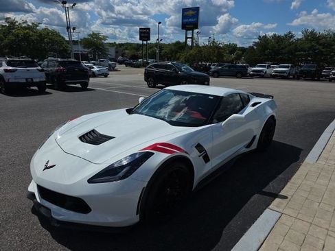 Used 2019 Chevrolet Corvette Grand Sport RWD image 6