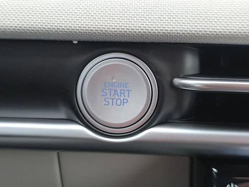 New 2026 Hyundai Tucson Limited image 32