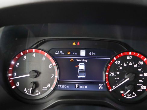 Used 2021 Nissan Titan PRO-4X w/ Pro-4x Utility Package image 16