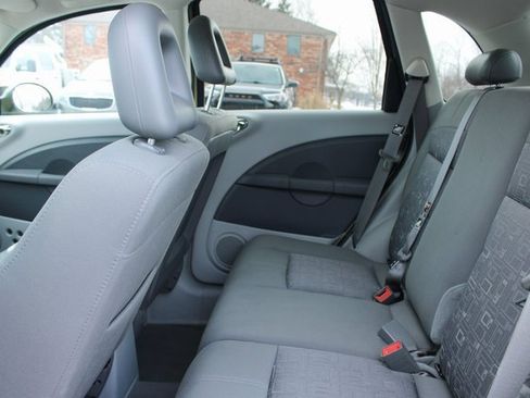 Used 2007 Chrysler PT Cruiser Touring w/ Fleet Value Group I image 27