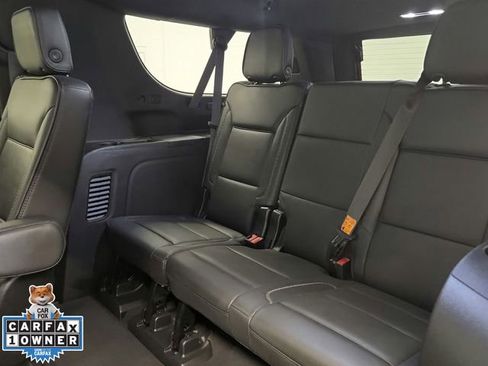 Used 2024 GMC Yukon XL Denali RWD image 29
