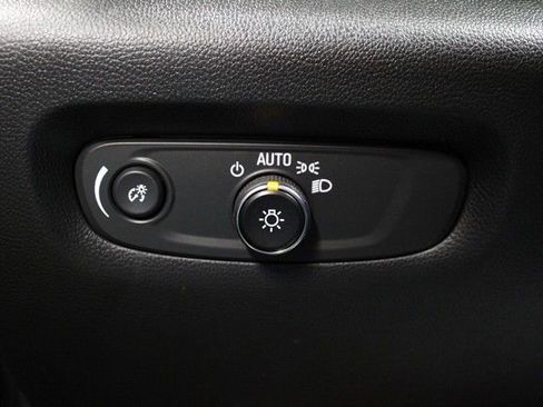 Used 2023 Chevrolet Traverse LT w/ LPO, Floor Liner Package AWD/4WD image 21