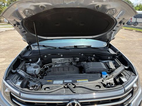 Used 2026 Volkswagen Atlas SE AWD/4WD image 30