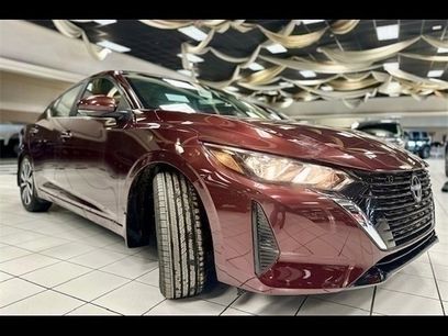New 2025 Nissan Sentra SV w/ SV Premium Package
