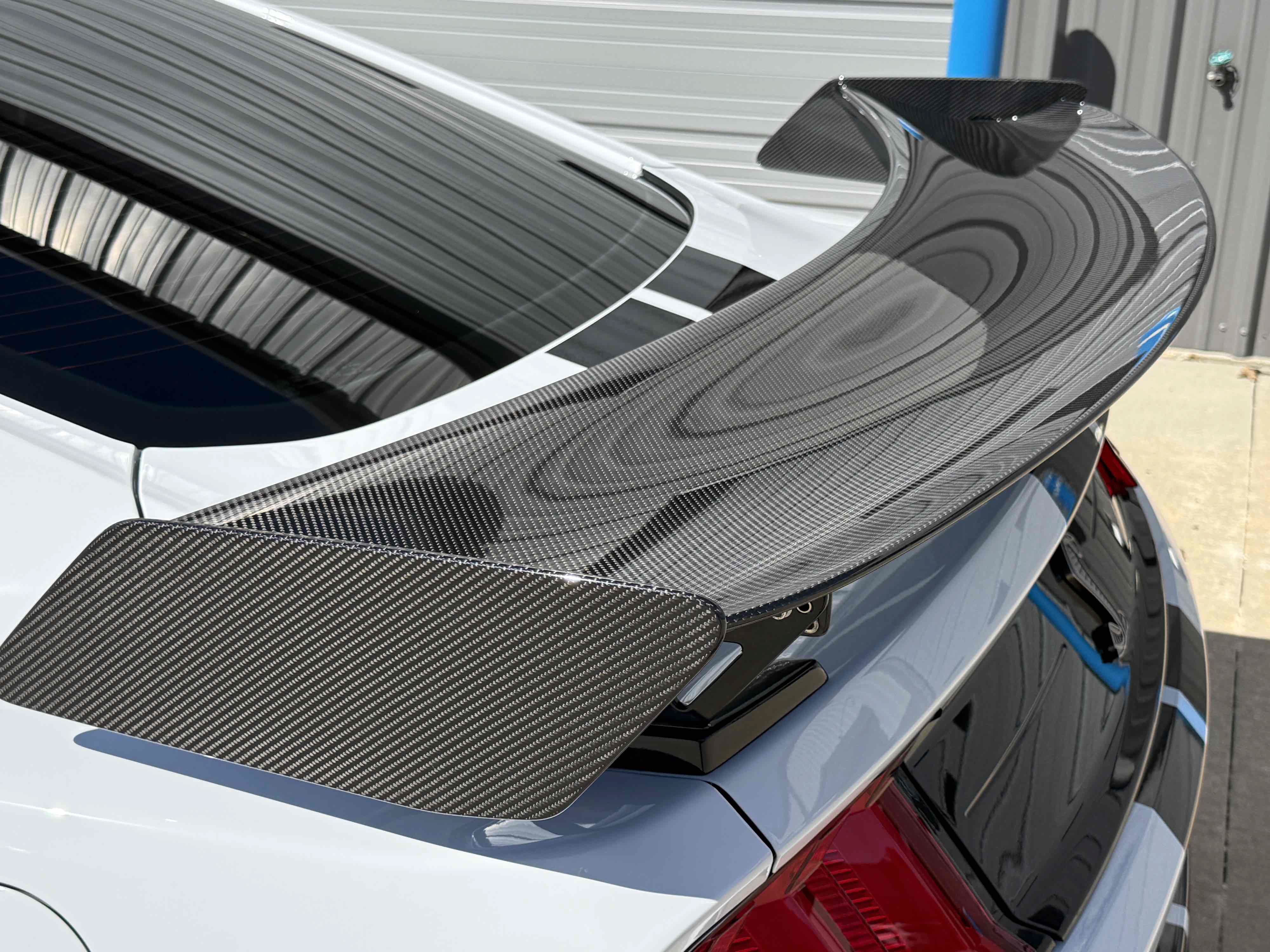 Used 2021 Ford Mustang Shelby GT500 w/ Carbon Fiber Track Pack RWD image 62