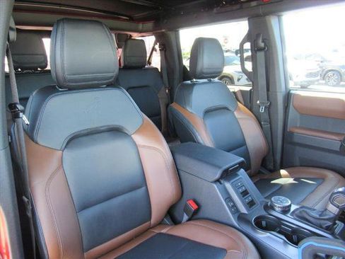 Used 2023 Ford Bronco Outer Banks image 10