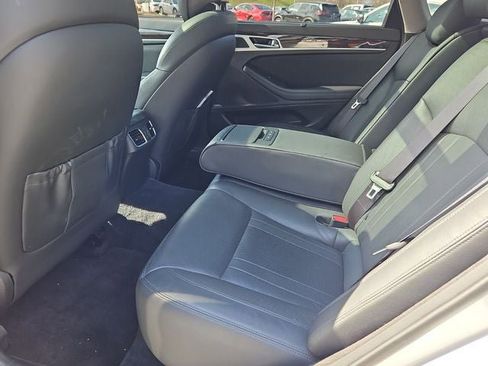 Used 2017 Genesis G80 3.8 w/ Option Group 02 image 16