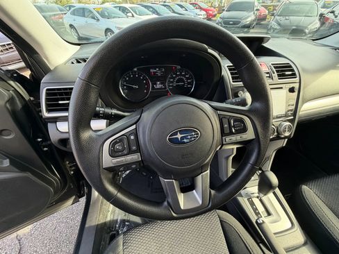 Used 2018 Subaru Forester 2.5i Premium image 40