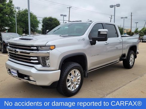Used 2022 Chevrolet Silverado 3500 High Country w/ Technology Package AWD/4WD image 2