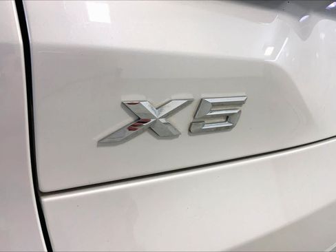 Used 2021 BMW X5 xDrive40i w/ Premium Essential Package AWD/4WD image 29
