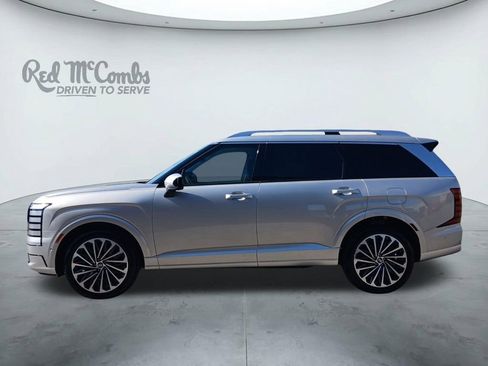 New 2026 Hyundai Palisade Calligraphy FWD image 2