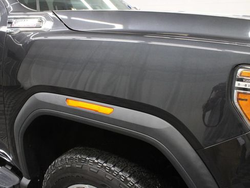 Used 2020 GMC Sierra 2500 Denali w/ Denali Ultimate Package AWD/4WD image 40