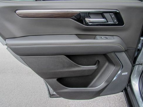 New 2026 Chevrolet Tahoe Premier image 14