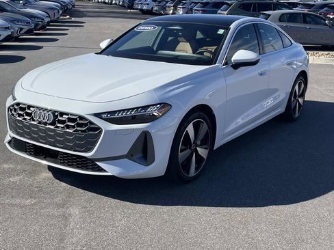 Used 2025 Audi A5 2.0T Prestige w/ 19" Wheel Package image 3