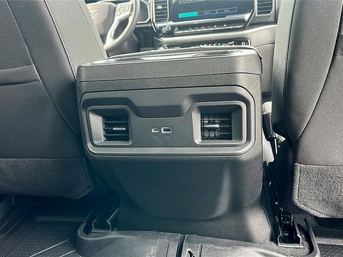New 2026 Chevrolet Silverado 1500 RST w/ Redline Edition AWD/4WD image 21