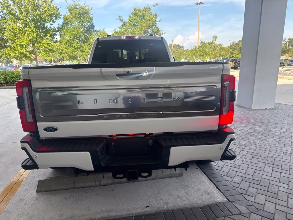 Used 2023 Ford F450 Limited w/ FX4 Off-Road Package AWD/4WD image 5