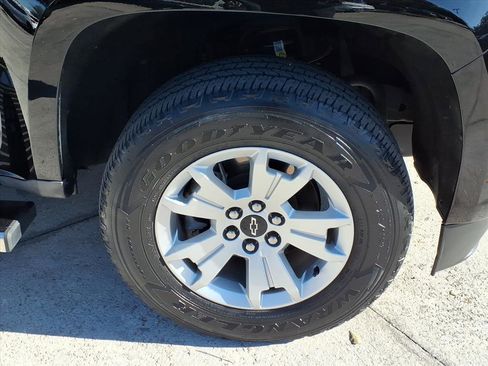 Used 2022 Chevrolet Colorado LT image 11
