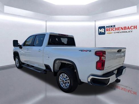 Used 2025 Chevrolet Silverado 2500 LT w/ Convenience Package AWD/4WD image 6