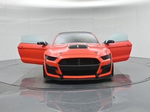 Used 2022 Ford Mustang Shelby GT500 w/ Carbon Fiber Track Pack image 33