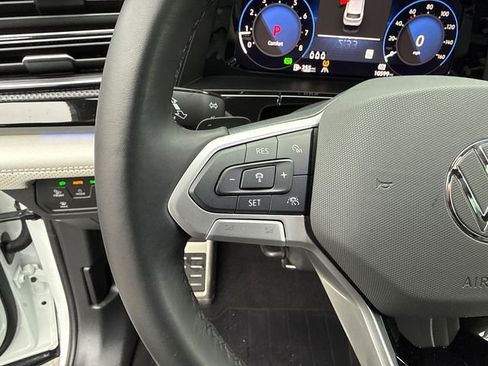 Certified 2025 Volkswagen Atlas Cross Sport SEL Premium R-Line image 15