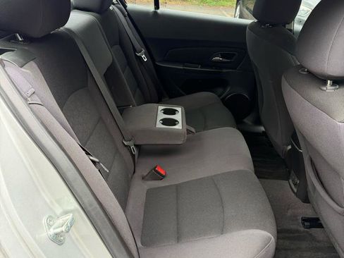 Used 2013 Chevrolet Cruze LT FWD image 13
