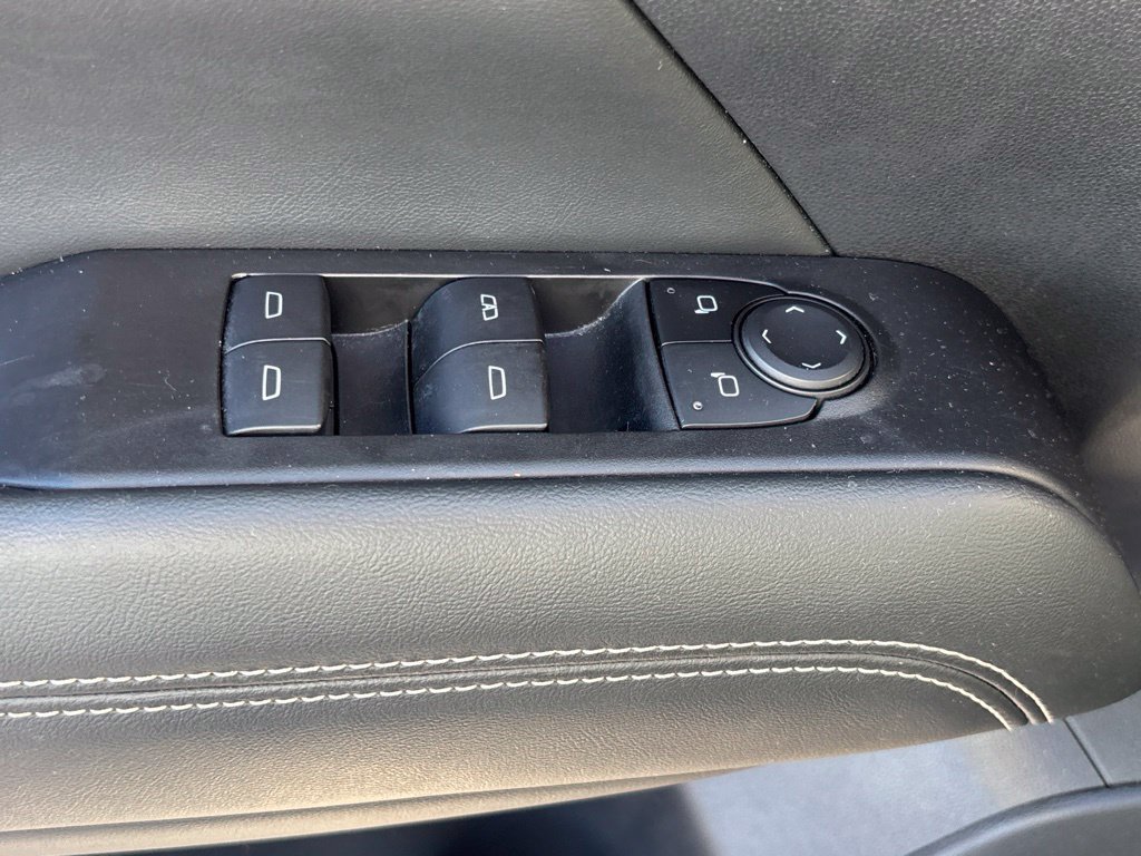 Used 2025 GMC Terrain Elevation FWD image 8