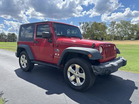 Used 2008 Jeep Wrangler X w/ Black Appearance Group AWD/4WD image 3