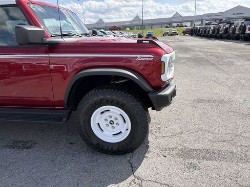 New 2026 Ford Bronco Heritage Edition AWD/4WD image 4