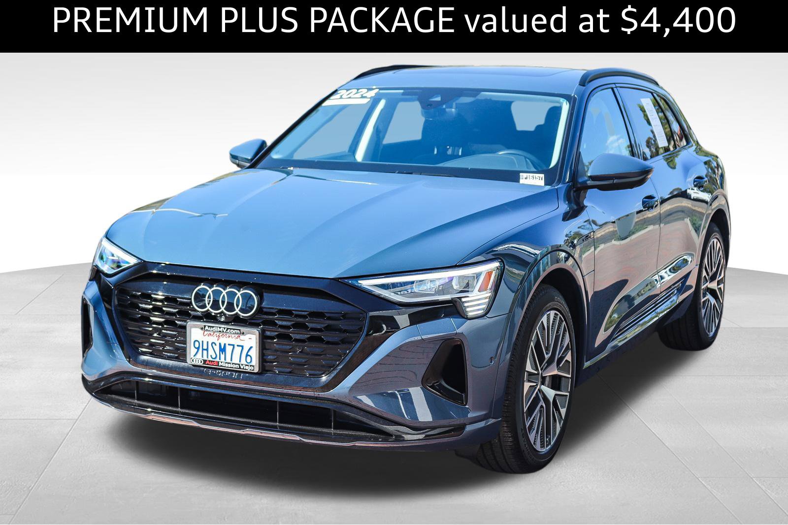 Certified 2024 Audi Q8 e-tron Premium Plus w/ Premium Plus Package AWD/4WD image 3