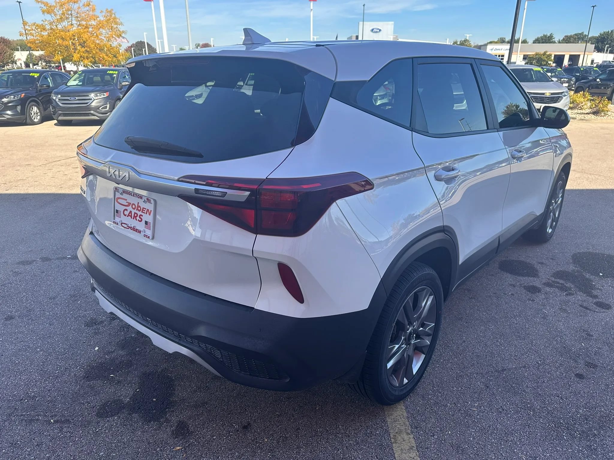 Used 2023 Kia Seltos LX AWD/4WD image 5