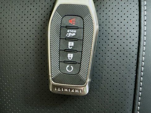 New 2026 INFINITI QX60 Luxe w/ Cargo Package image 38