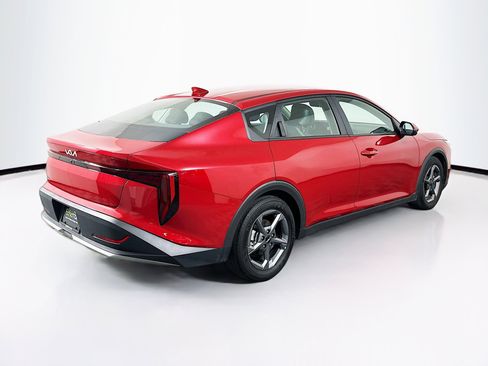 Used 2025 Kia K4 LXS image 9