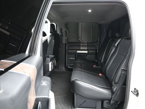 Used 2018 Ford F250 Lariat w/ Lariat Ultimate Package image 10