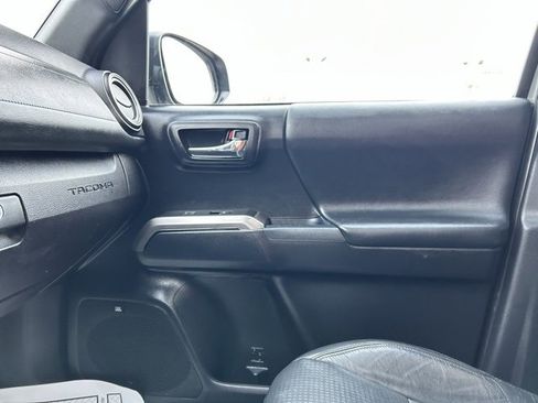 Used 2021 Toyota Tacoma Limited w/ Blackout Package (TMS) image 35