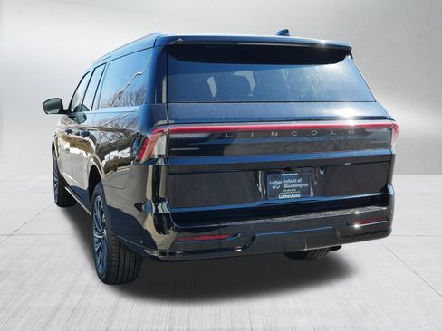 Used 2025 Lincoln Navigator L Black Label image 5