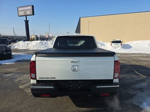 Used 2017 Honda Ridgeline RTL-T image 6