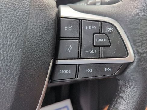 Certified 2024 Toyota Sienna XLE w/ XLE Plus Package FWD image 20