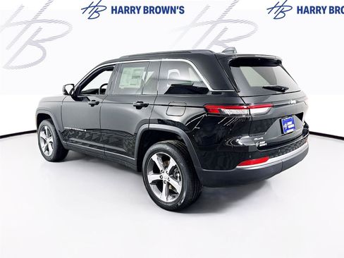 New 2026 Jeep Grand Cherokee Limited w/ Trailer Tow Package AWD/4WD image 30