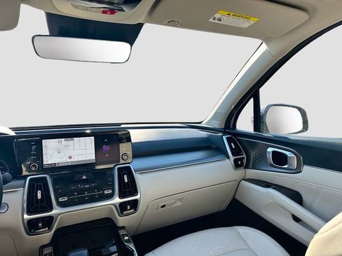 Used 2022 Kia Sorento SX image 27