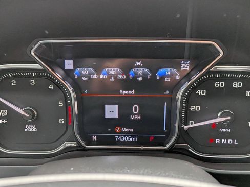 Used 2022 GMC Sierra 1500 Denali w/ Driver Alert Package II AWD/4WD image 18