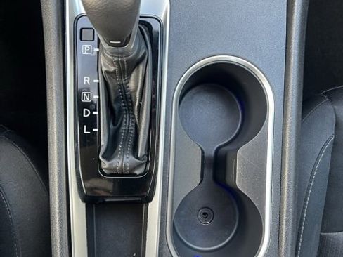 Used 2022 Nissan Altima 2.5 SV image 32