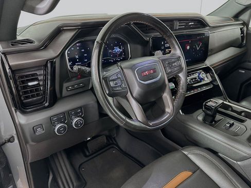 Used 2024 GMC Sierra 1500 AT4 w/ Technology Package AWD/4WD image 24