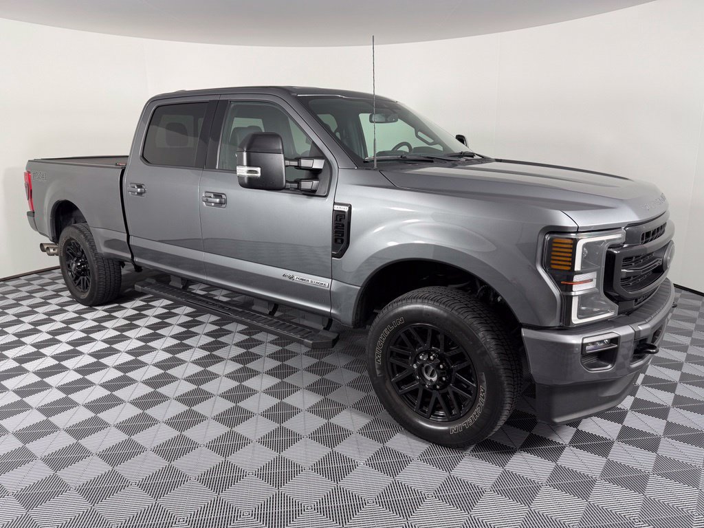 Used 2022 Ford F250 Lariat w/ Black Appearance Package AWD/4WD image 13