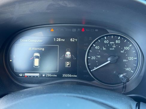 Used 2023 Nissan Kicks SR image 18