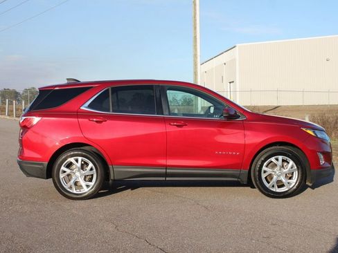 Used 2018 Chevrolet Equinox LT image 17